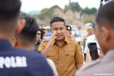 Wakil Gubernur Sumatera Barat, Vasko Ruseimy, bersama Forum...