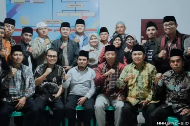 Wakil Bupati bersama rombongan melakukan kunjungan ke...