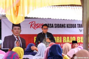 Wakil Ketua DPRD Sumbar, Evi Yandri Rajo Budiman temui...