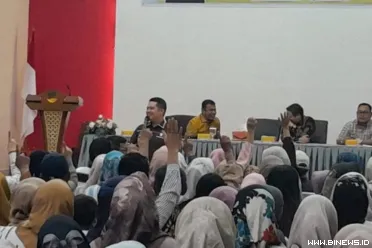 Wakil Ketua DPRD Sumbar Muhammad Iqra Chissa Putra...