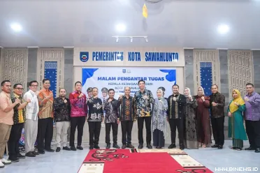Wali Kota Sawahlunto Riyanda Putra bersama Wakil Wali Kota...