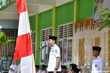 Wali Kota Sawahlunto, Riyanda Putra, bertindak sebagai...