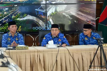 Wakil Wali Kota Padang Maigus Nasir menghadiri Rapat...