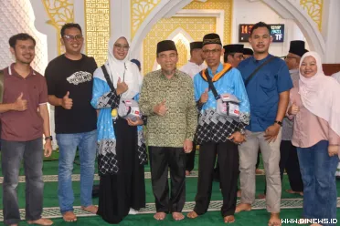 Wakil Wali Kota Padang Maigus Nasir secara resmi melepas...
