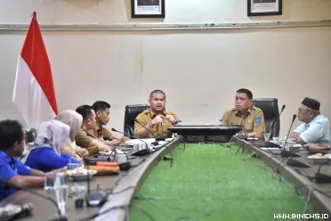 Wakil Wali Kota Sawahlunto, Jeffry Hibatullah, bersama...