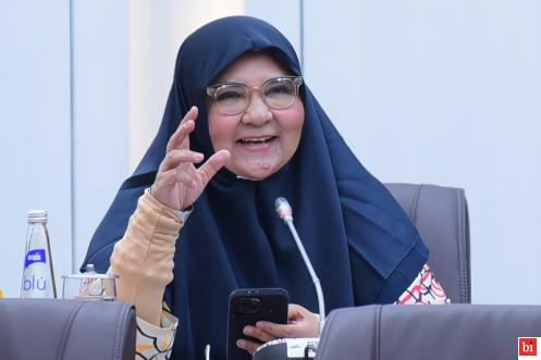 Hj. Nevi Zuairina Dorong BUMN Energi Percepat Pengembangan...