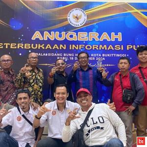 Novrianto, seorang tokoh pers terkemuka di Sumatera Barat,...